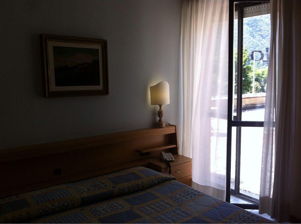 Hotel Cristallo Barga Fornaci di Barga Luaran gambar